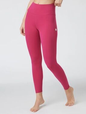 Vuori - AllTheFeels Leggings - Small - Executive Pink